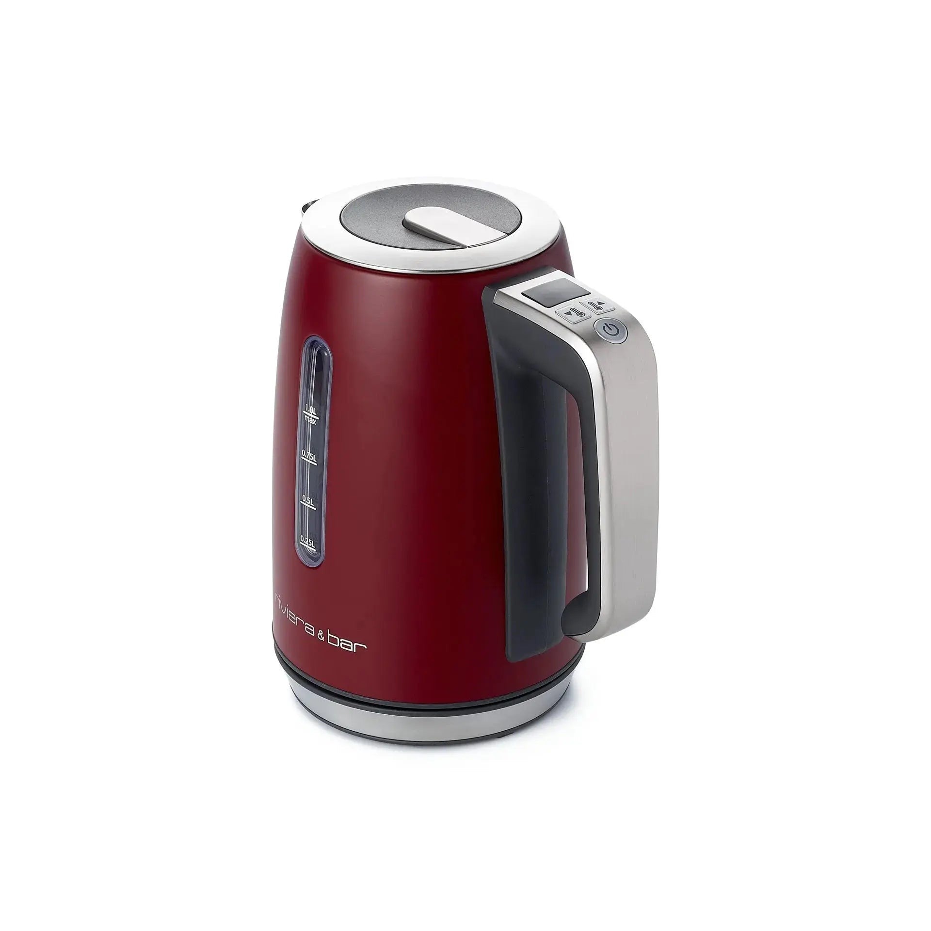 Rode en zilveren waterkoker op witte achtergrond.