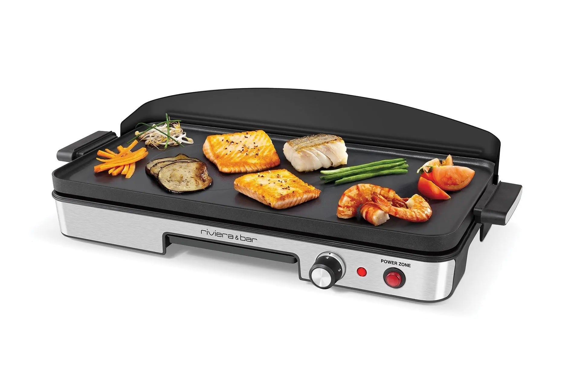 Elektrische grill van Riviera & Bar met vis, garnalen en groenten.