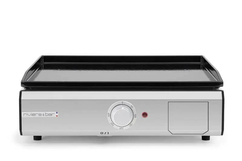 Zilveren en zwarte bakplaat.