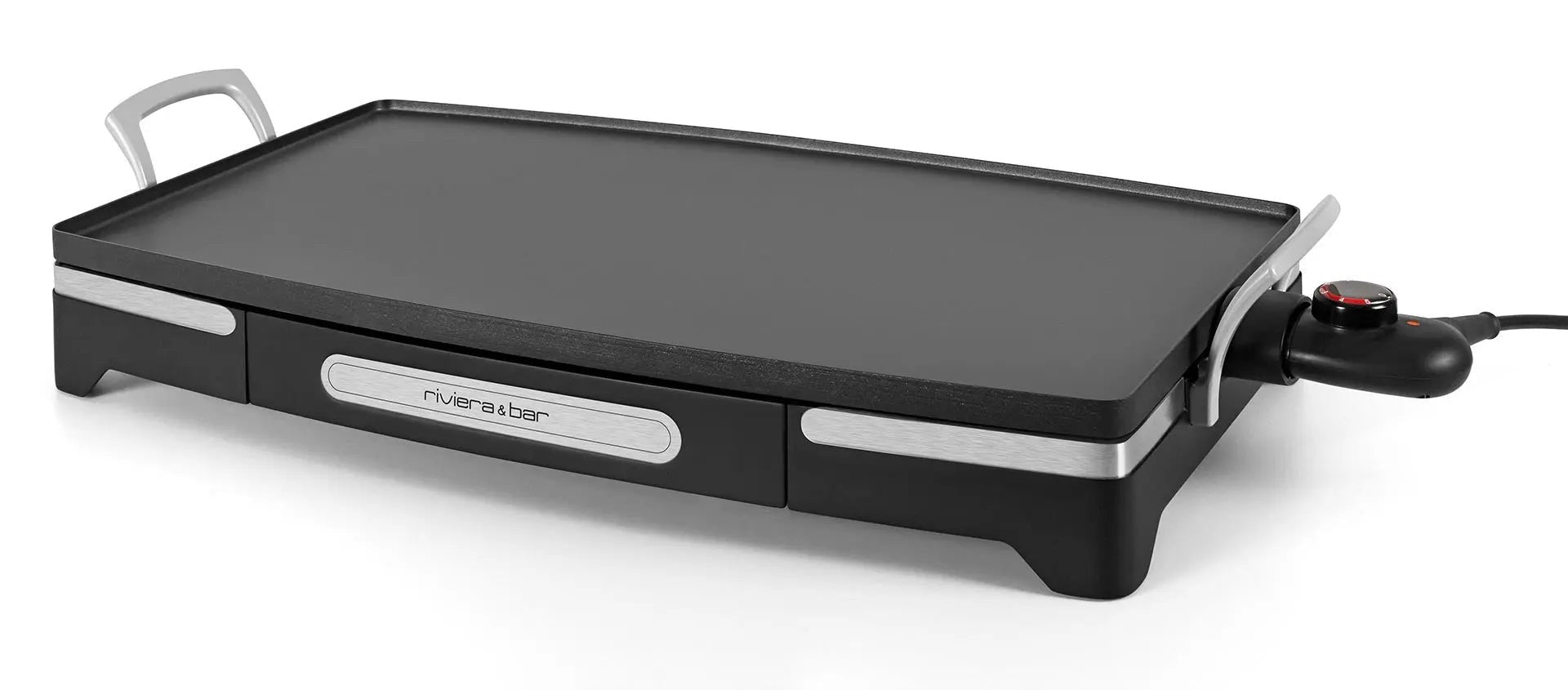 Zwarte elektrische plancha met zilveren handgreep.