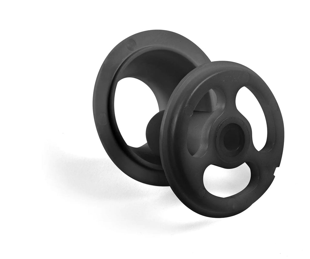 Zwarte mechanische onderdelen.