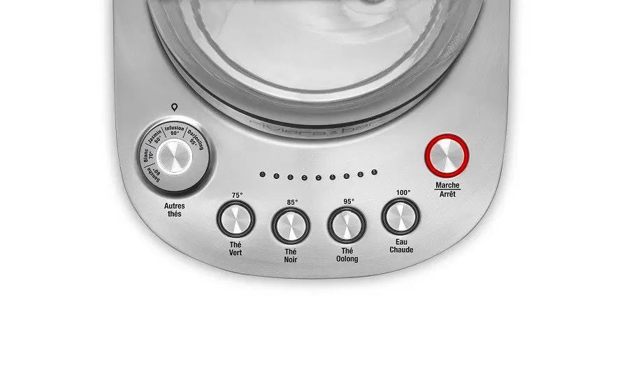 Bedieningspaneel van een roestvrijstalen waterkoker met diverse temperatuurknoppen.